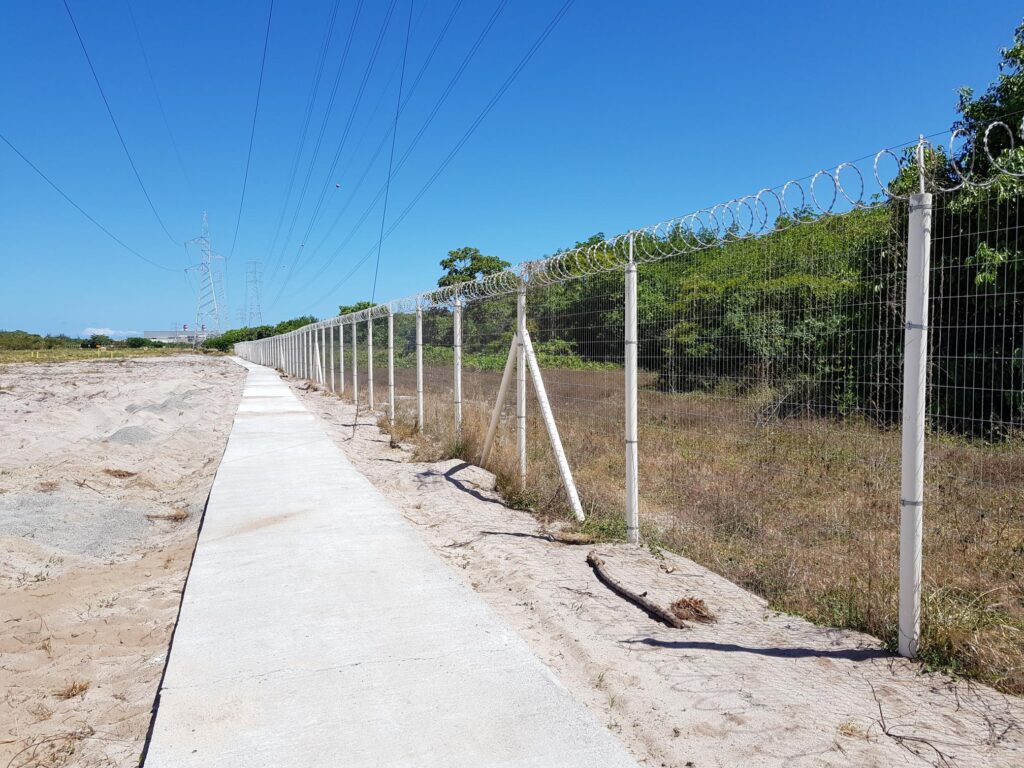 Tela soldada galvanizada para galpão logístico